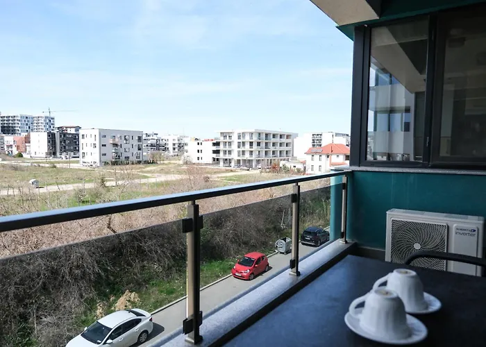 Ddy アパート ナボダリ